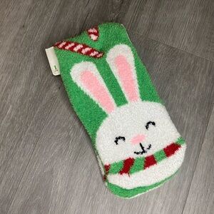 NWT Fuzzy Bunny Holiday Socks